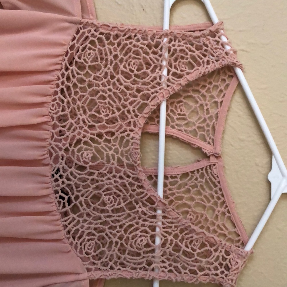 Dress - Picture 3 of 4
